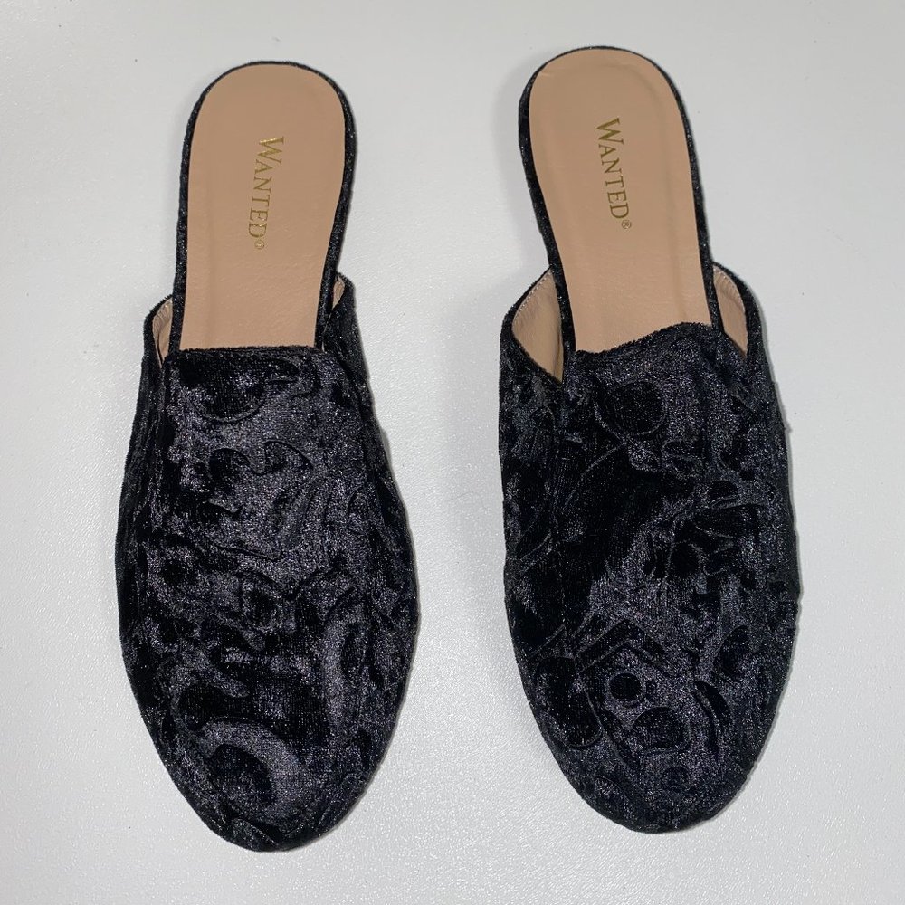 WANTED Shoes